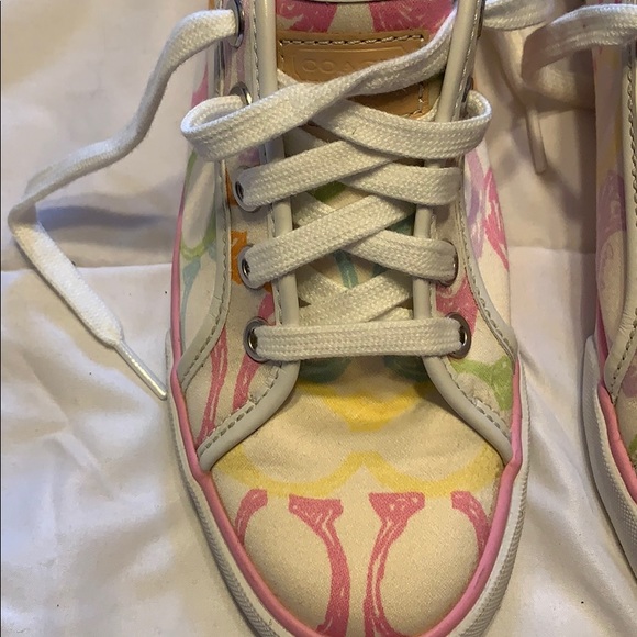 Coach shoes - Picture 2 of 4